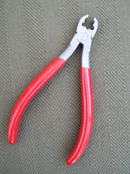 Tailmount Pliers