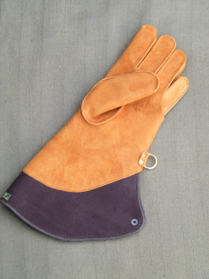 Eagle Glove - Image 4